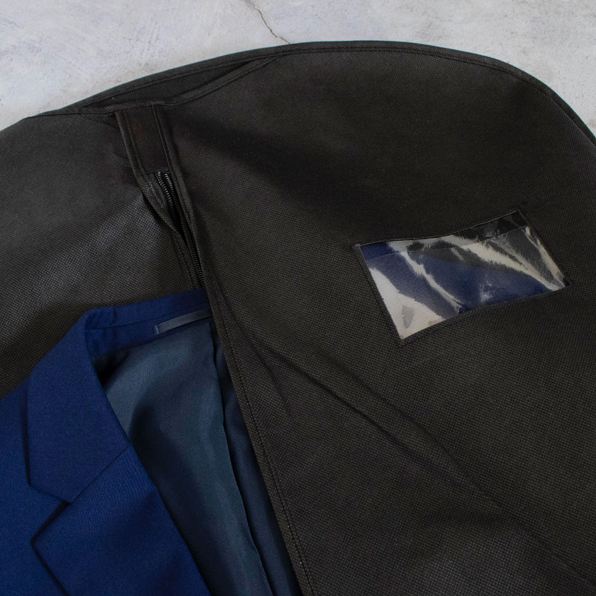 Non-woven garment bags