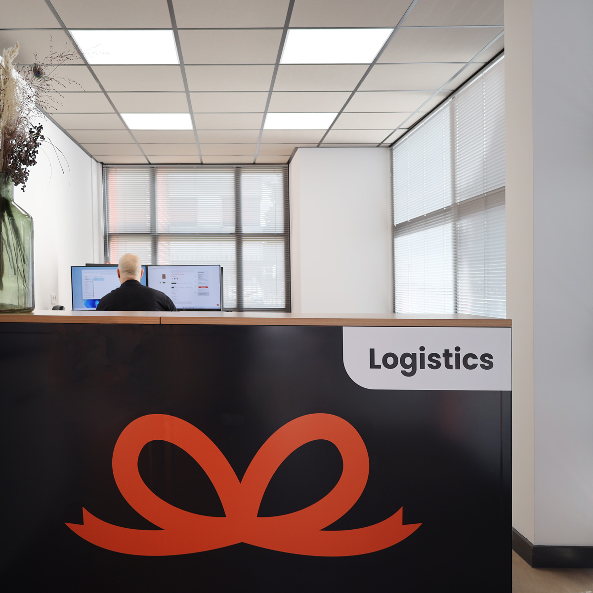 Logistics-Office