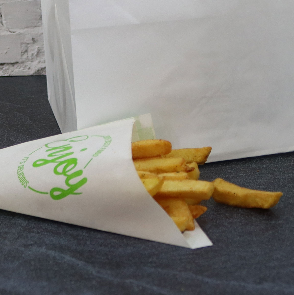 Pointed French fry bags - Enjoy